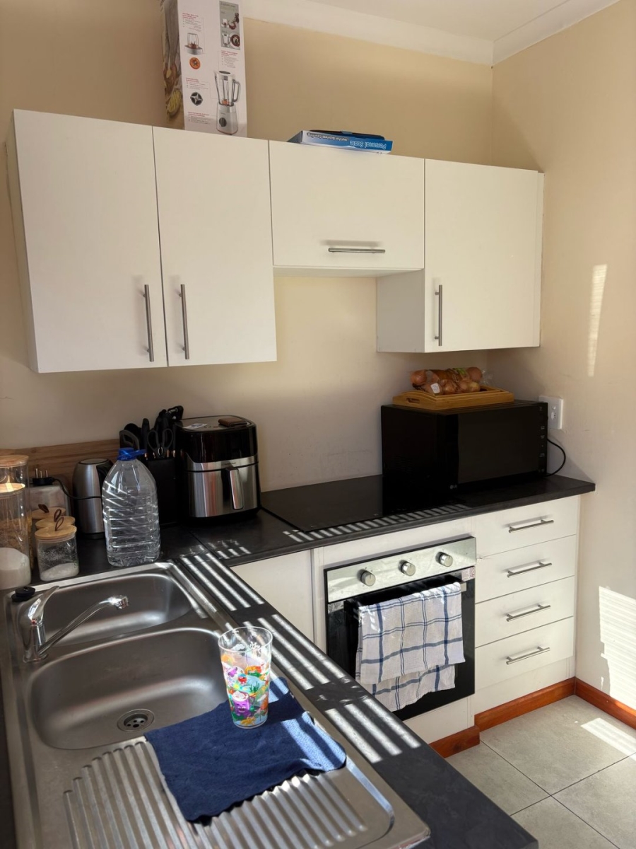 2 Bedroom Property for Sale in Cove Rock Eastern Cape